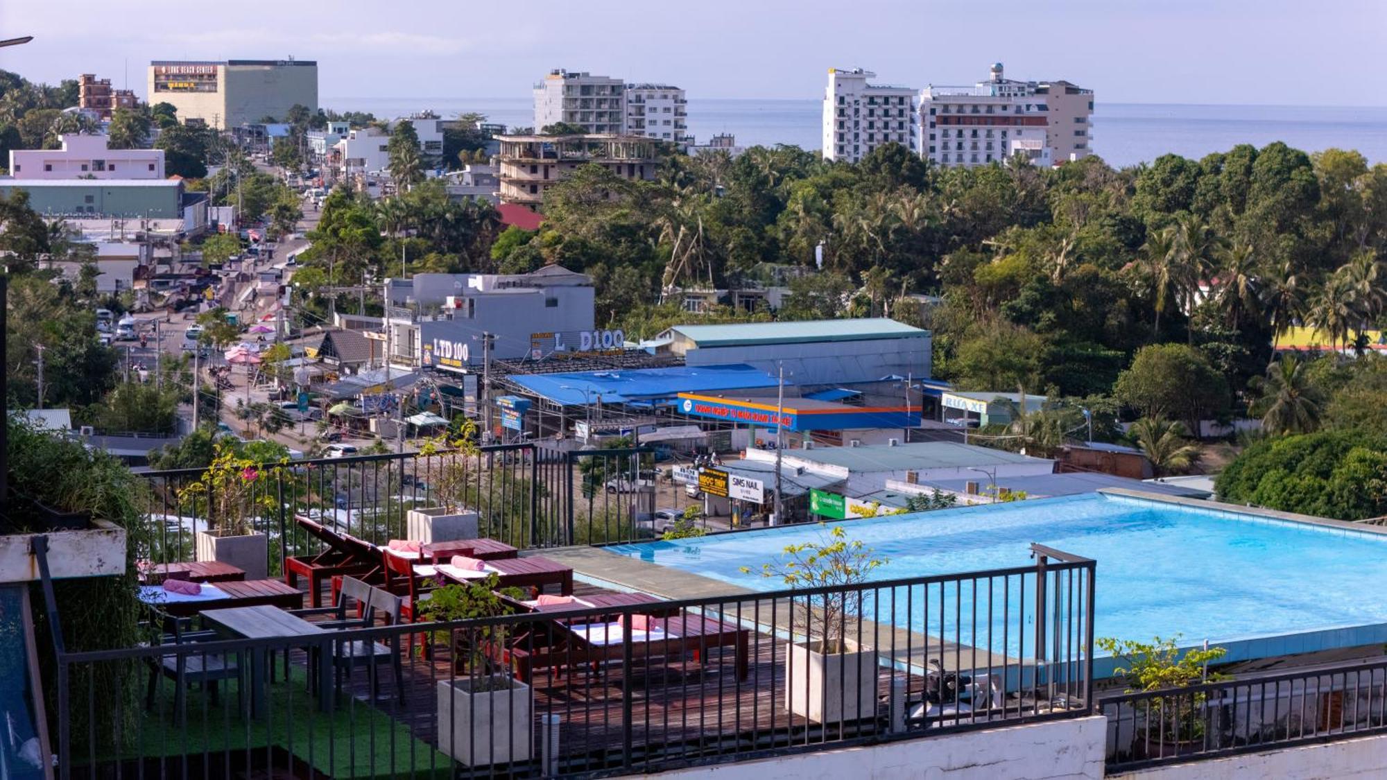 Golden Daisy Hotel Phu Quoc Exterior foto